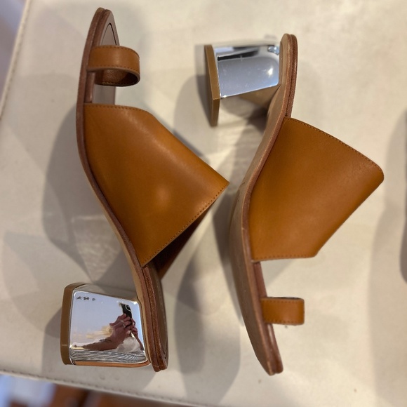 Sigerson Morrison Marcel Leather Silver Mirrored Metallic Block Heeled Sandal - Picture 4 of 15